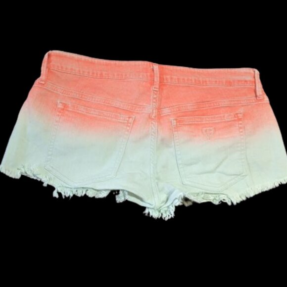 GUESS  Pink White Low Waist Low Rise Denim Shorts Size 28 NEW NWT - Picture 4 of 4